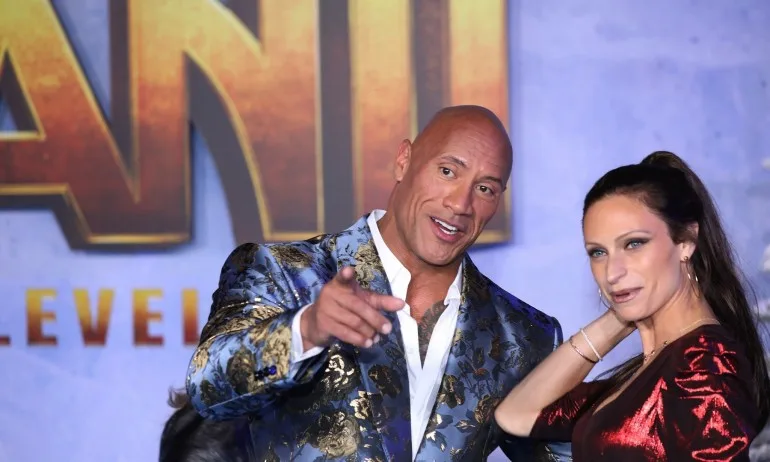 Дуейн Джонсън и семейството му прекарали COVID-19 - Tribune.bg