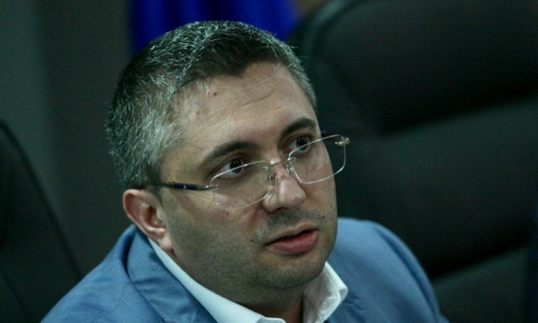 Нанков: Властта превърна парламента в параван на управленското си безсилие - Tribune.bg