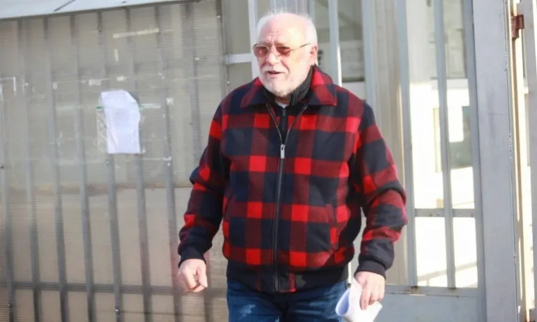 ЕМКО: Никога не сме изнасяли боеприпаси за Украйна с произход Чехия - Tribune.bg