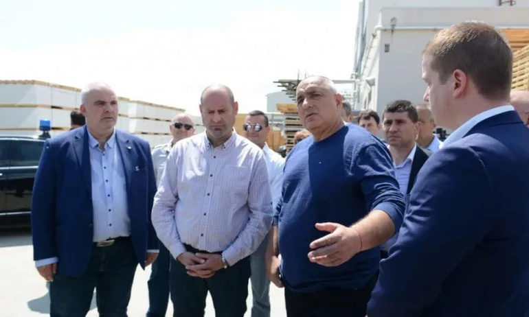 Манев: Победата винаги е изработена! Реферът са българите, които вдигнаха ръката на победителя - Tribune.bg