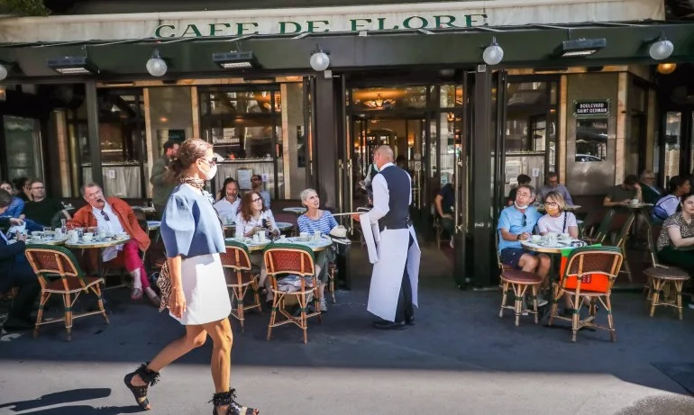 Париж затваря баровете си за две седмици заради увеличените случаи на COVID-19 - Tribune.bg