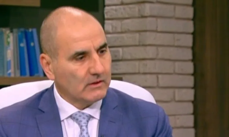 Цветанов: Румен Радев създава хаос, за да управлява със служебен кабинет - Tribune.bg