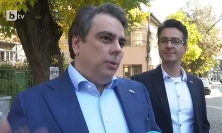 Асен Василев чака решение от ОИК, за да може да гласува - Tribune.bg