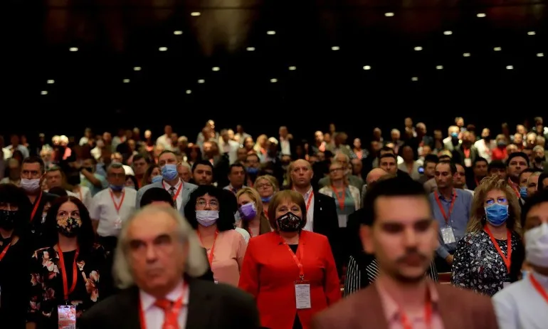 Групата на БСП се разцепи: Шестима напускат ПГ, някои - и партията - Tribune.bg