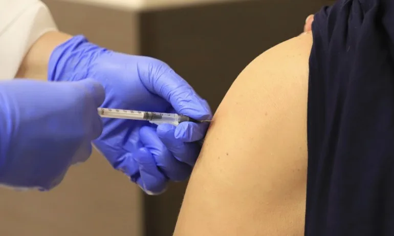 Откриват 318 имунизационни пункта за ваксинация срещу COVID-19 - Tribune.bg
