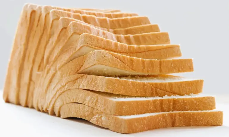 Откриха части от плъх в нарязан бял хляб в Япония