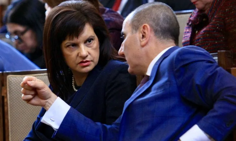 Дариткова: ГЕРБ ще излезе от кризата още по-сплотена - Tribune.bg