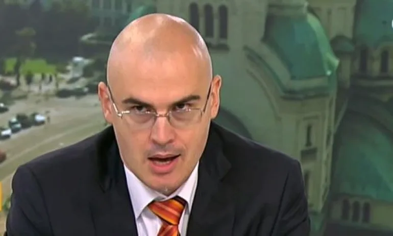 Мрежата избухна след интервюто на Петър Илиев: нагъл, арогантен, истеричен и безскрупулен - Tribune.bg