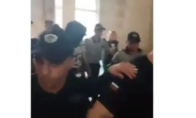 Оставиха в ареста шофьора, който блъсна и уби момче в центъра на София - Tribune.bg