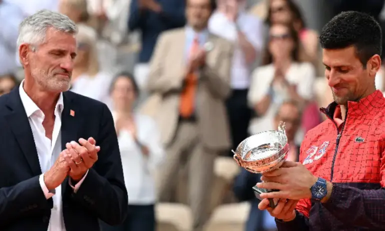 Джокович отново в центъра на международен скандал. Косово го обвини, че поддържа тероризма - Tribune.bg