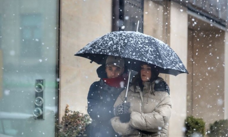 И днес се очакват превалявания от сняг - Tribune.bg