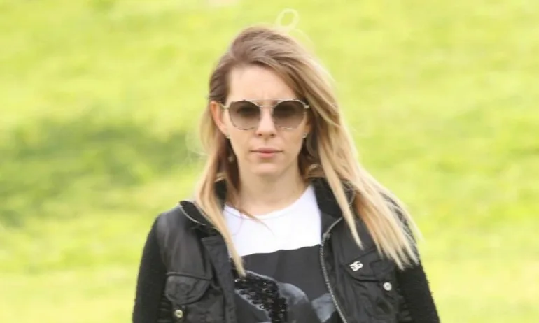 Бившата пиарка на Нинова от протестите: Прокрадват се претоплени лозунги на десницата, която показва тесногръдие - Tribune.bg