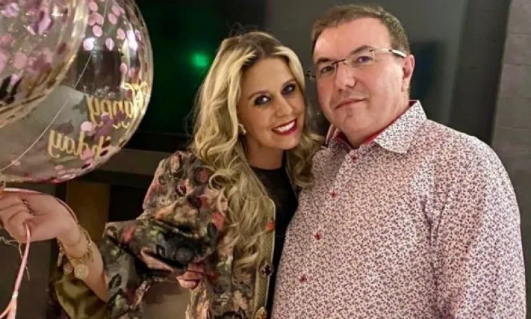 Здравният министър честити рождения ден на любимата - Tribune.bg