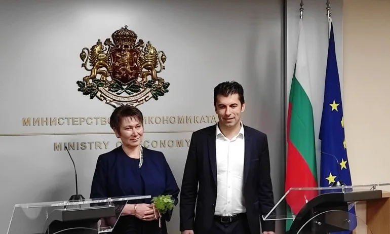 Кирил Петков и Асен Василев влизат официално в политиката, обсъдили го и с Радев - Tribune.bg