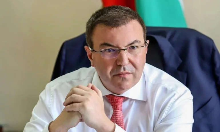 Проф. Ангелов разкри лъжа на Стойчо Кацаров: Съзнателно е нанесъл щета на НЗОК за лична изгода! (ВИДЕО) - Tribune.bg