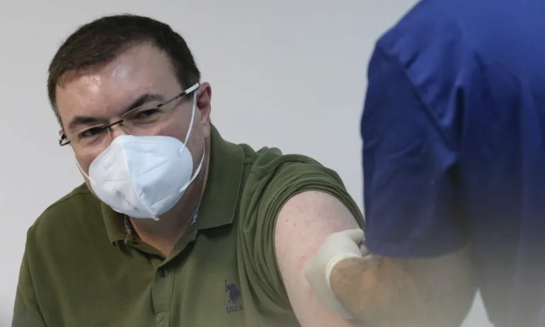 Ангелов: Няма никакъв проблем с хранителните бусове, термографът го доказва - Tribune.bg