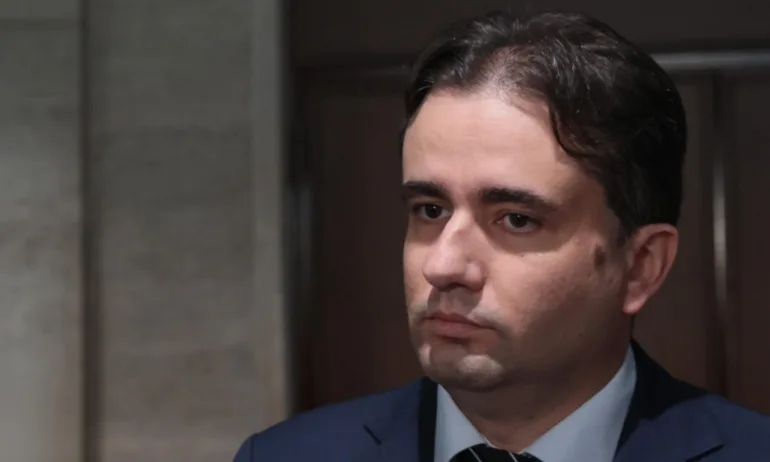 Божидар Божанов: Ние ще клатим правителството с всички инструменти на парламентарната демокрация - Tribune.bg