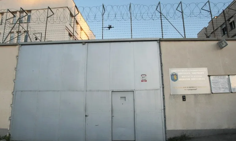 Препълниха се местата за настаняване на мигранти в България - Tribune.bg