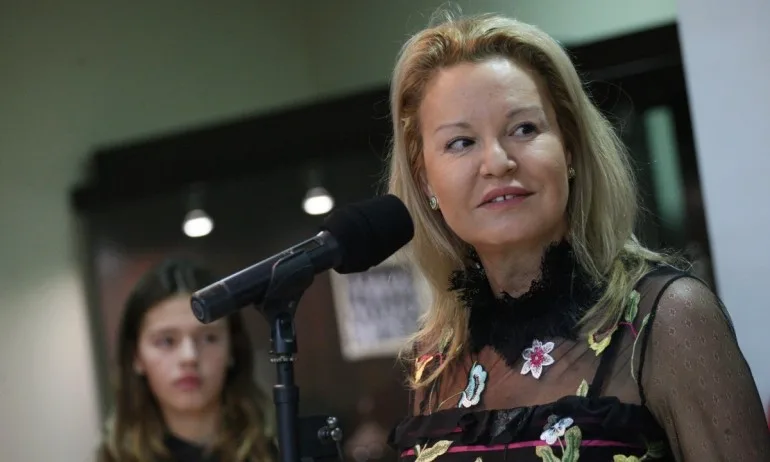 Огромно признание за Стефка Костадинова - Tribune.bg