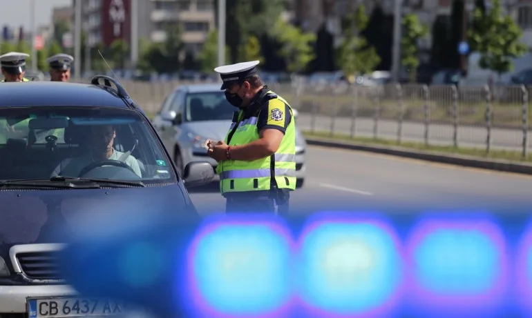 Ускорена услуга: Вадим шофьорска книжка за три дни - Tribune.bg