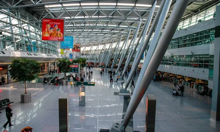 Коледен хаос: Стачки блокират европейски летища през декември - Tribune.bg