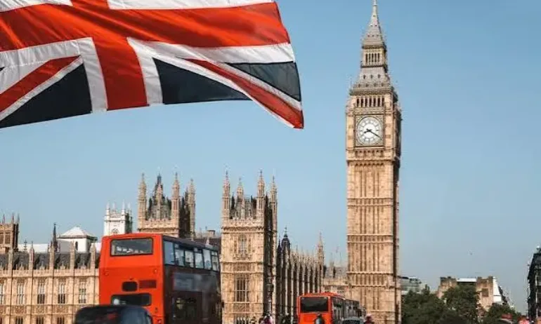 UK министри: САЩ са извели дипломат, обвинен в притежание на непристойни снимки на деца - Tribune.bg