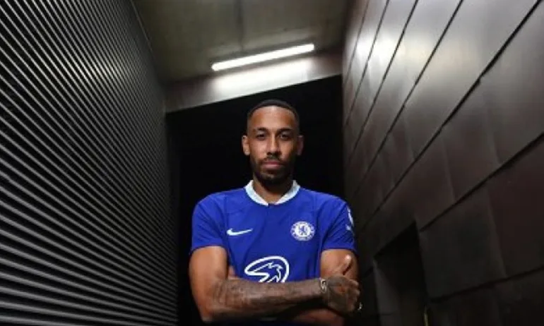 Обамеянг напуска Челси и поема към МЛС - Tribune.bg