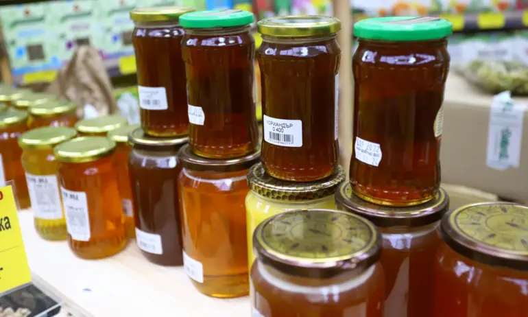 Рекордно висока цена на българския мед тази година - Tribune.bg