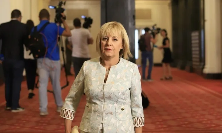 Манолова готова да организира разговори за съставяне на кабинет - Tribune.bg