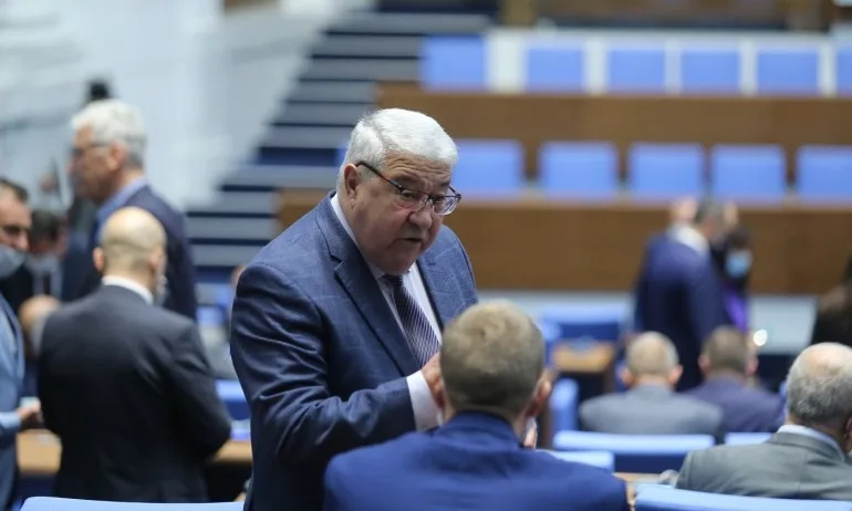 Гърневски: Очаквам скоро да има камъни по тези, които ще съставят кабинет - Tribune.bg