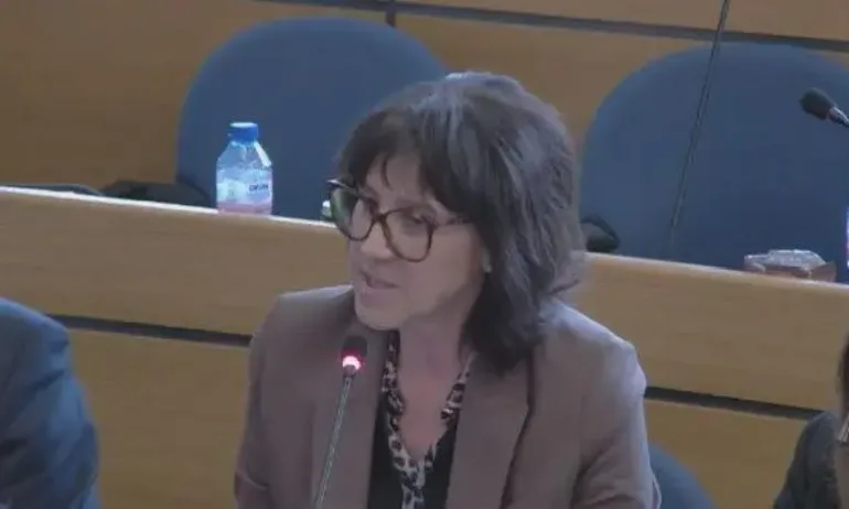 Анна Стойкова, ГЕРБ : Кризата с боклука в София е факт, а кризисен щаб няма - Tribune.bg