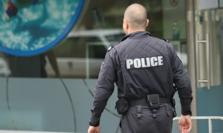 Спецоперация в София срещу разпространението на наркотици около училищата - Tribune.bg