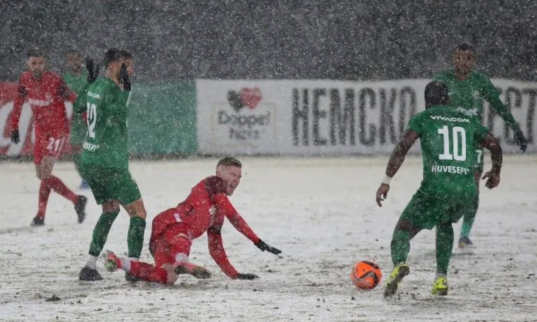Царско село отмъкна точка от Лудогорец - Tribune.bg