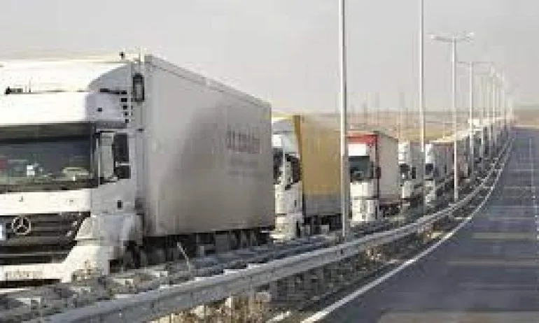 Разделят на два потока тежкотоварния трафик от Видин до Монтана - Tribune.bg