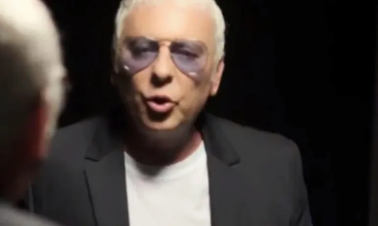 Певецът Стенли се лекува в болница от COVID-19 - Tribune.bg