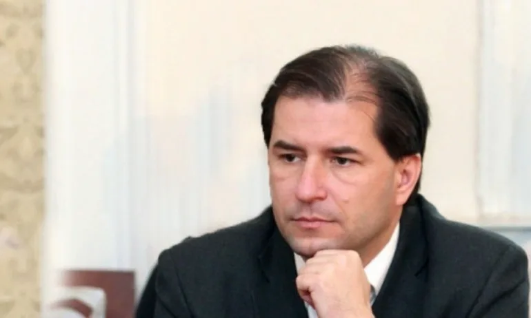 Борислав Цеков: ИТН нямат мандат за управление, разговорите се водят задкулисно - Tribune.bg