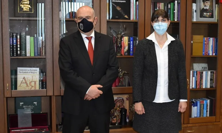 Гешев и Кьовеши обсъдиха корупцията и организираната престъпност - Tribune.bg