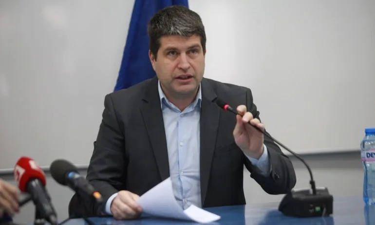 Росен Бъчваров: Над 95% от данъчните декларации се подават по електронен път - Tribune.bg