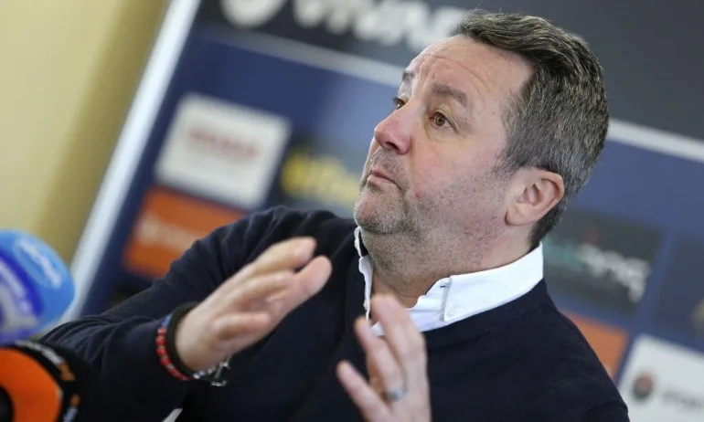 ПРОБЛЕМ В ЛЕВСКИ: Още един заразен с COVID-19 - Tribune.bg