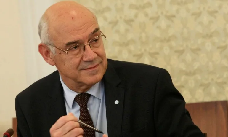 КЕВР: Следим какво се случва със сделката между ЧЕЗ и Еврохолд - Tribune.bg