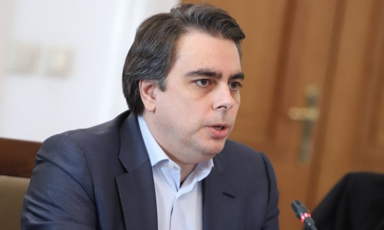 Асен Василев: Няма забрана за износ на зърно - Tribune.bg