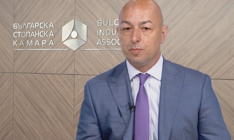 Ножаров: Около 25 хиляди фирми ще бъдат засегнати от промяната на цената на газа - Tribune.bg