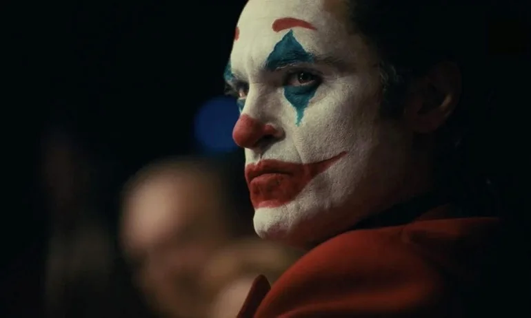Жокер вече е най-печелившият филм по комикс на всички времена - Tribune.bg