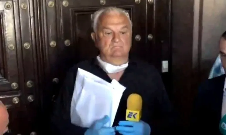 Сашо Диков пощальон на Божков - Tribune.bg