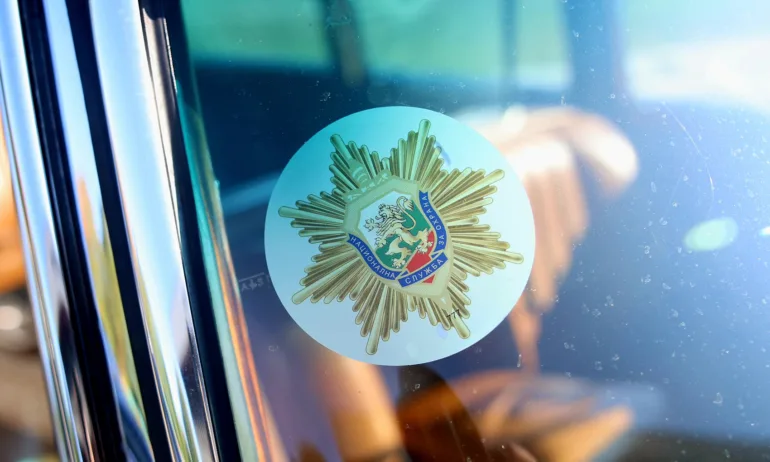 Решено на първо четене: Аминистрацията на президента остава без колите на НСО - Tribune.bg