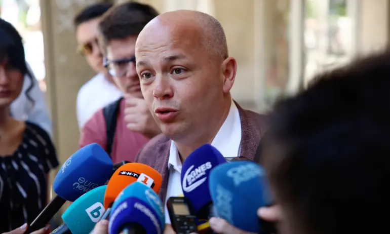 Александър Симов: БСП да размрази отношенията с Радев и да търси мир с останалите леви формации - Tribune.bg