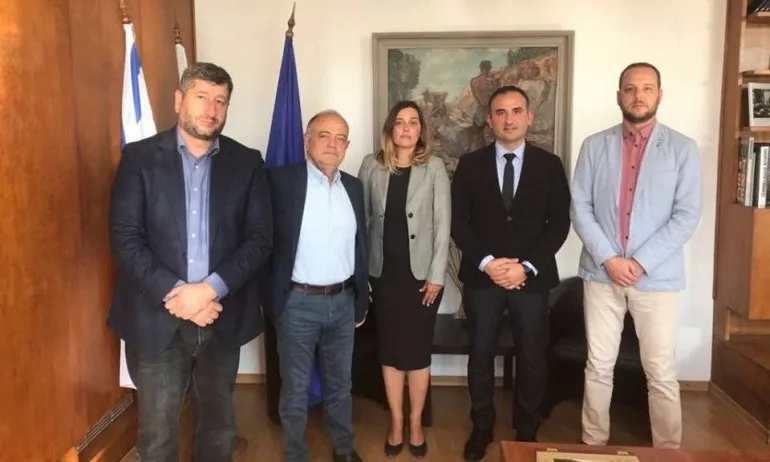 ДБ се извинява заради ксенофоба Белев - Tribune.bg