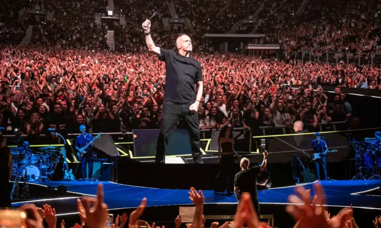 Ерос Рамацоти разказа в София Una storia importante, подарявайки сърцето си на публиката - Tribune.bg