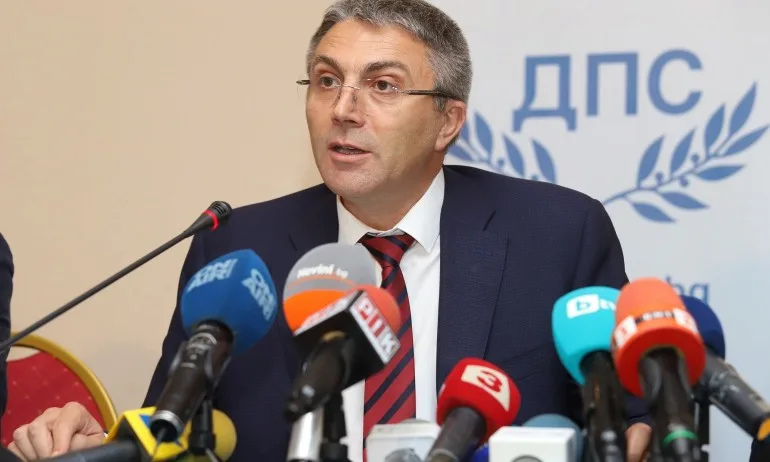 След като бламираха НС с БСП – ДПС се обявиха за машинно гласуване - Tribune.bg