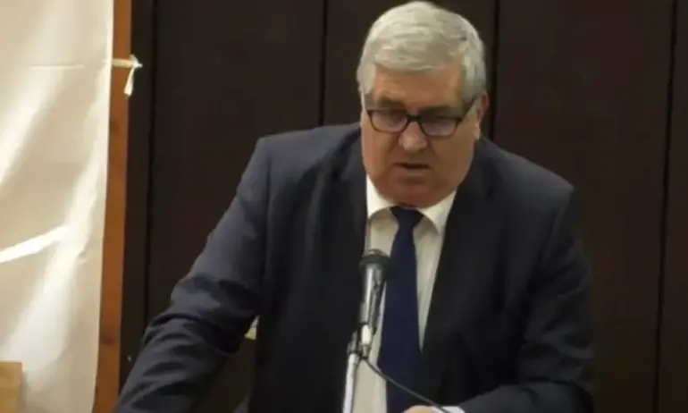 От втори опит: Христо Димитров беше избран за председател на Общинския съвет във Варна - Tribune.bg